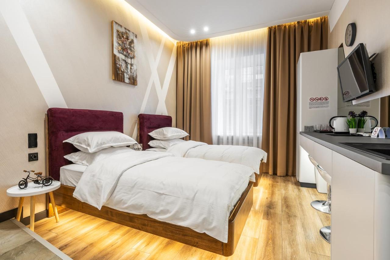 Luteranskaya Apartment Kyiv